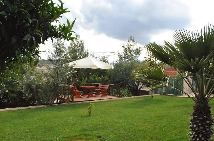 Four Seasons Apartments Ksamil Albania