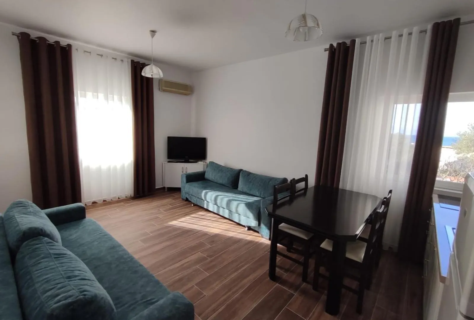 Four Seasons Apartments Ksamil