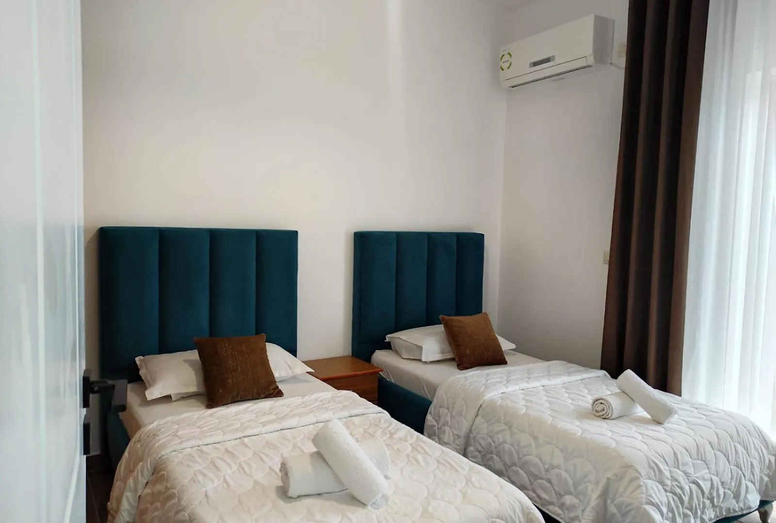 Four Seasons Apartments Ksamil