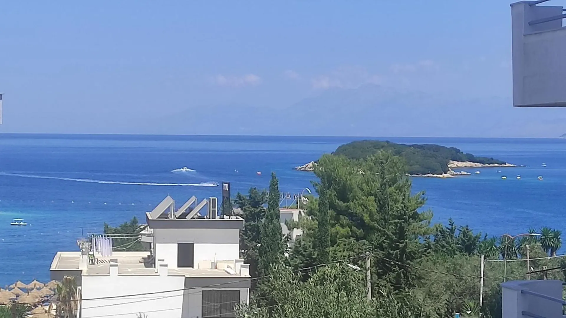Four Seasons Apartments Ksamil