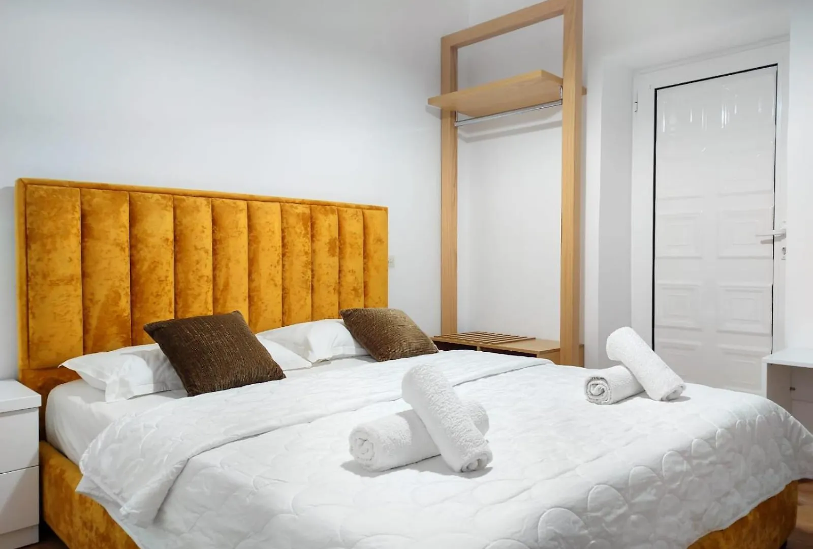 Four Seasons Apartments Ksamil