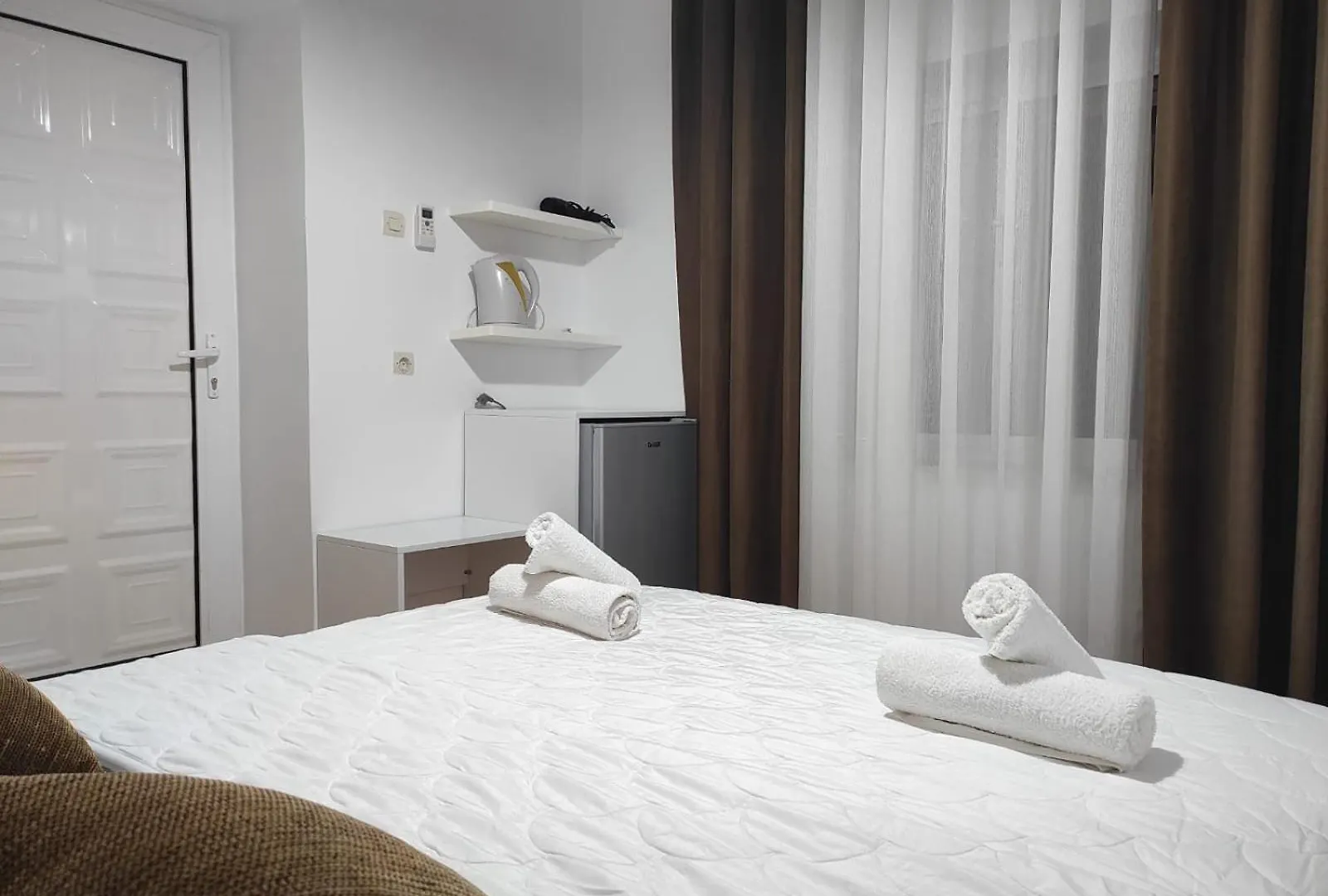 Four Seasons Apartments Ksamil Albania
