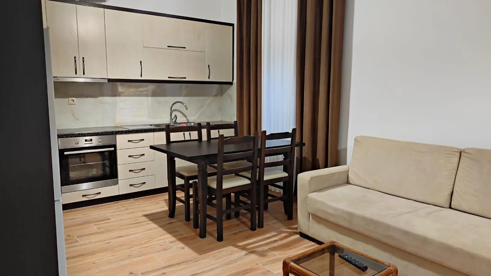 Four Seasons Apartments Ksamil
