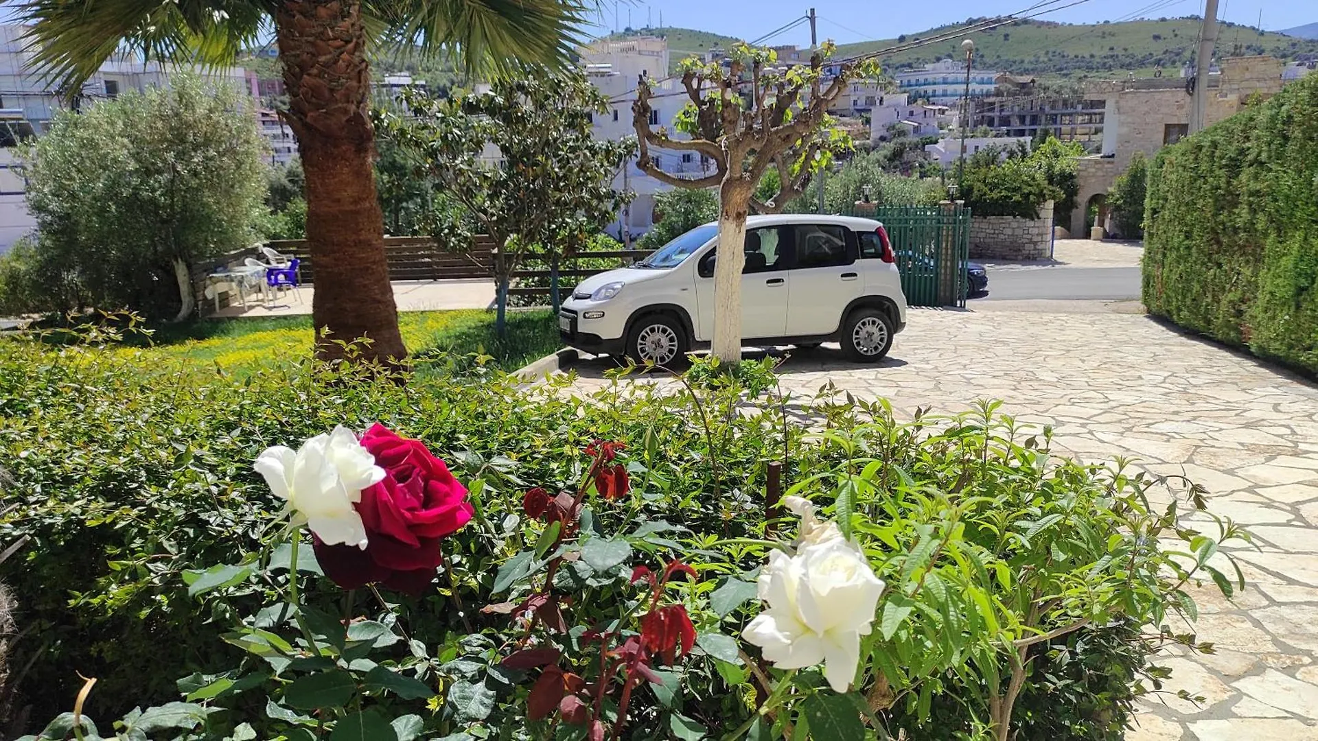 Four Seasons Apartments Ksamil